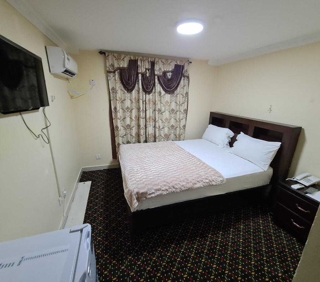 Kings Empire Hotel Фрийтаун Екстериор снимка